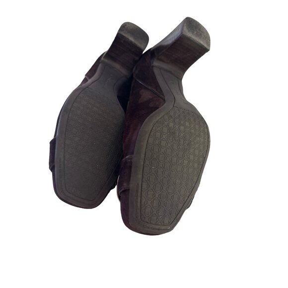 Bandolino Women's Brown Suede Stack Heel Pumps With Buckle Detail Sz 8 - Picture 7 of 12